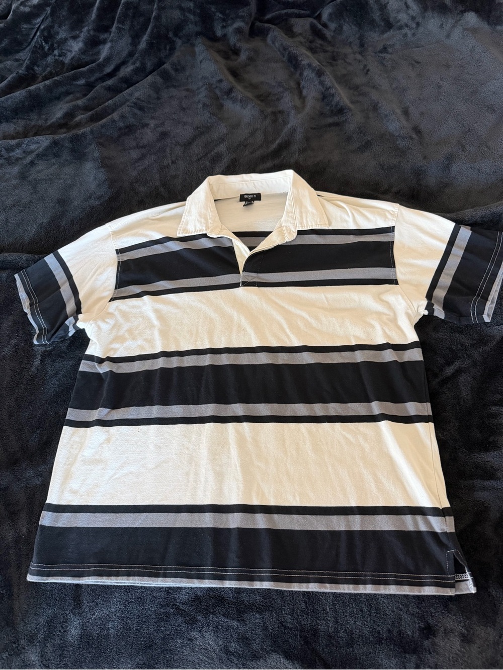H&M Men’s Black & White Horizontal Stripe Polo